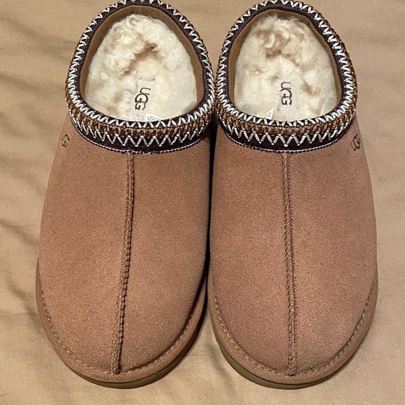 UGG Shoes - UGG Womens Size 8 Tasman II Tan Suede Slippers with Plush Lining - Worn Once